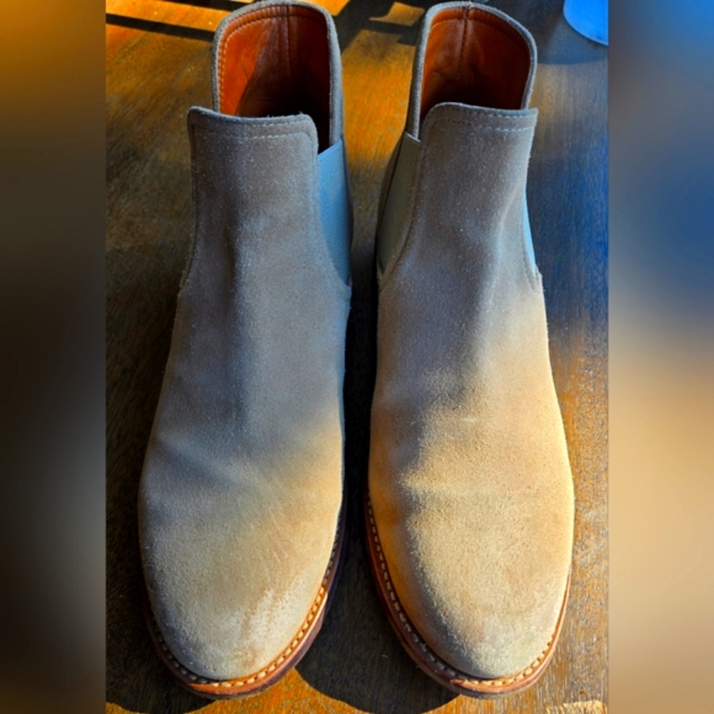 Ariat two24 suede chelsea boots